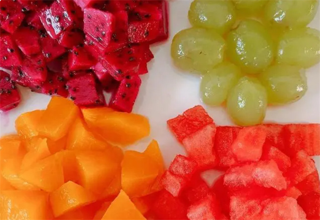在家做水果果冻 Q弹美味又影响 无添加吃得放心
