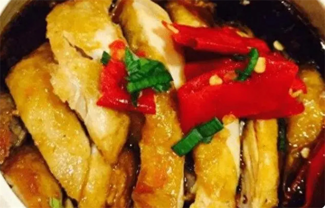 嫩香鲜辣的泡椒鸡块 解馋味美又滋补 家人爱吃的家常菜