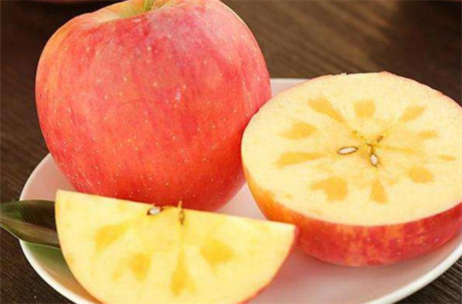 ​冰糖心苹果其实是苹果得了一种病 冰糖心苹果是特殊的品种吗
