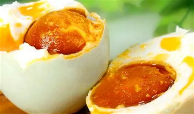 ​鸭蛋的营养价值有哪些 鸭蛋补蛋白质吗图1