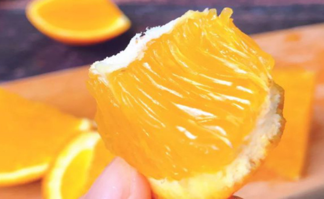 吃橙子舌头麻怎么回事  吃橙子舌头变黄正常吗